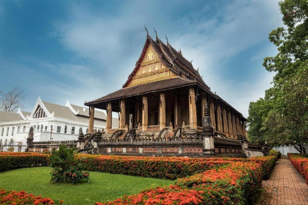 Dhavara Boutique Hotel Vientiane Buitenkant foto