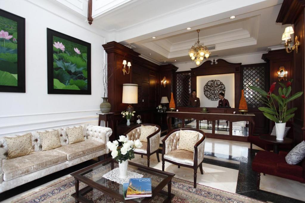Dhavara Boutique Hotel Vientiane Buitenkant foto