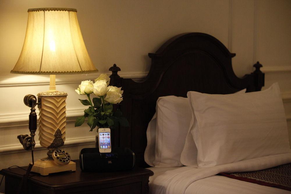 Dhavara Boutique Hotel Vientiane Buitenkant foto