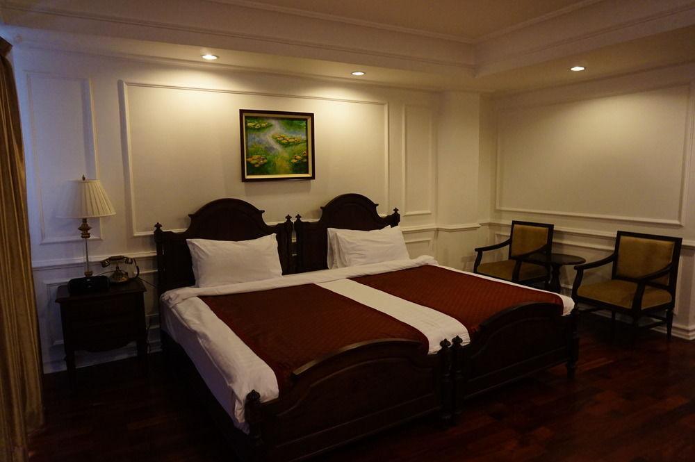 Dhavara Boutique Hotel Vientiane Buitenkant foto