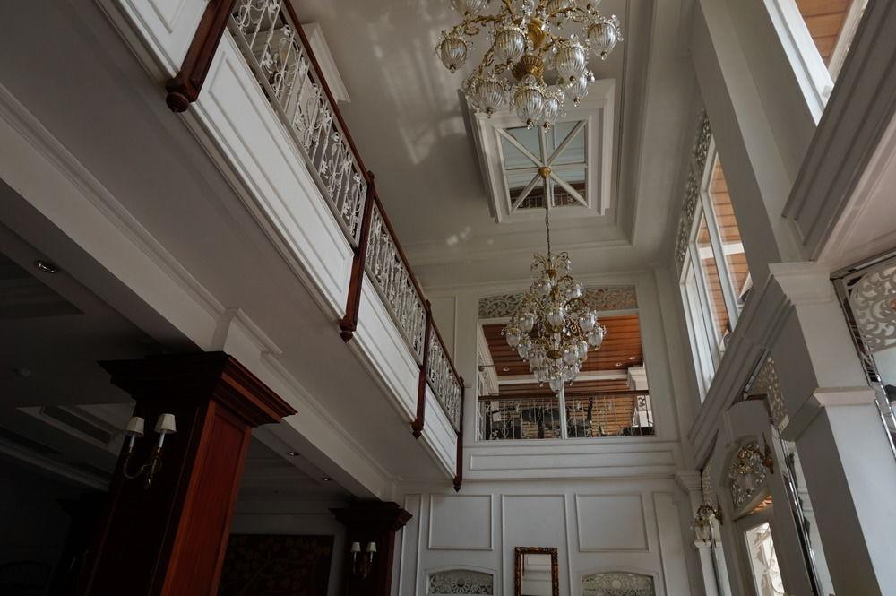 Dhavara Boutique Hotel Vientiane Buitenkant foto
