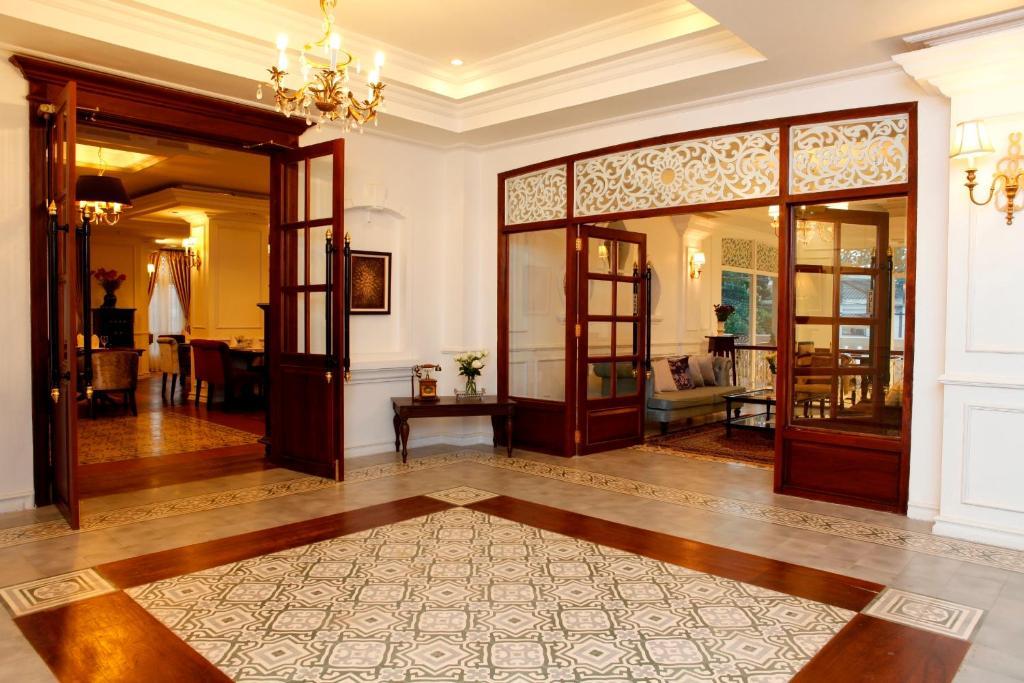 Dhavara Boutique Hotel Vientiane Buitenkant foto