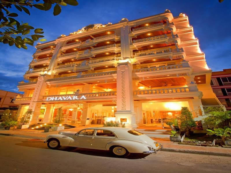 Dhavara Boutique Hotel Vientiane Buitenkant foto